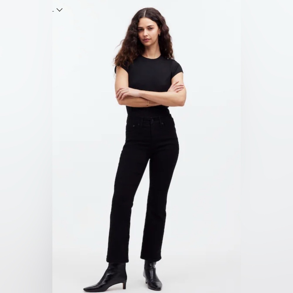Madewell Mid-Rise Kick Out Crop Jeans in Black | Size 29 Petite | Excellent